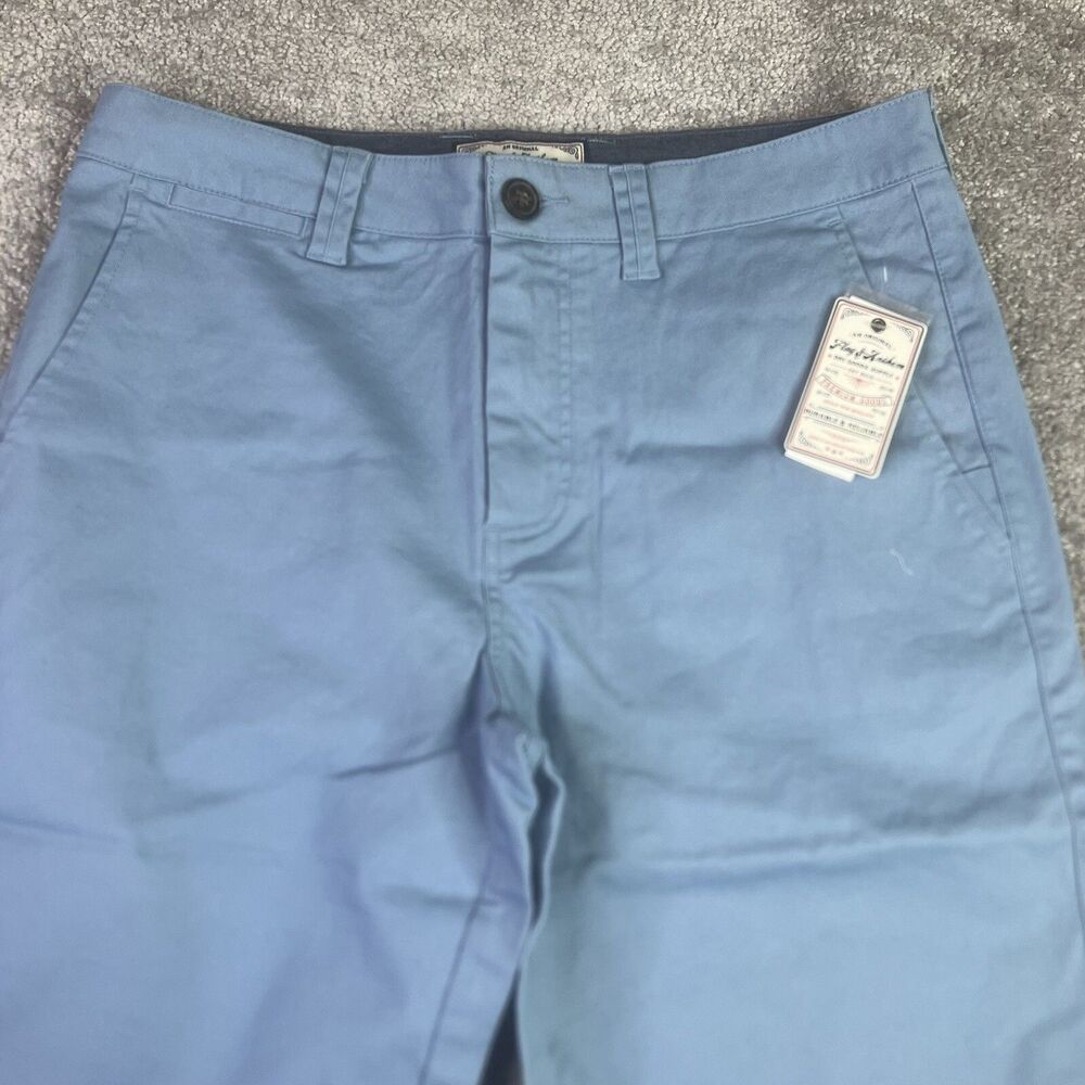 Flag & Anthem Shorts Men's 30W Blue Stretch Casual Preppy